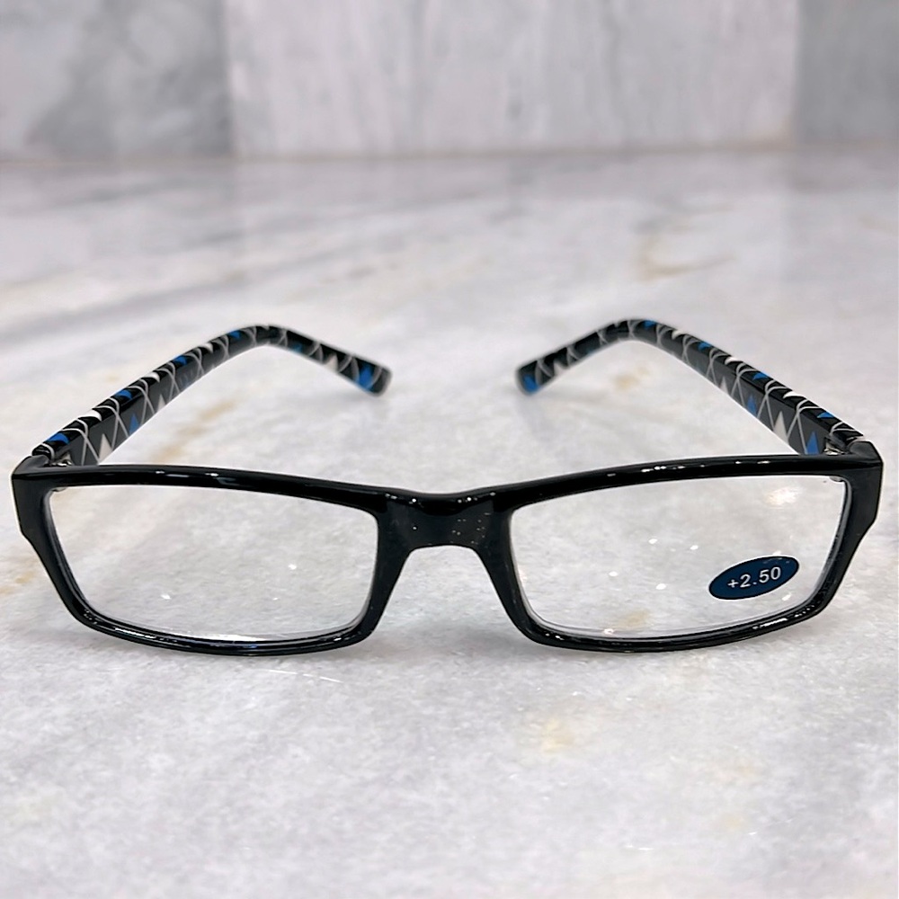 Jeffrey Banks +2.5 Black/Blue/White Argyle Pattern Readers
